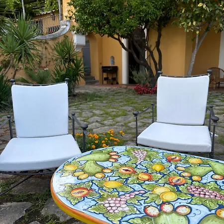 La Pistrice With Seaview And Enclosed Garden 빌라